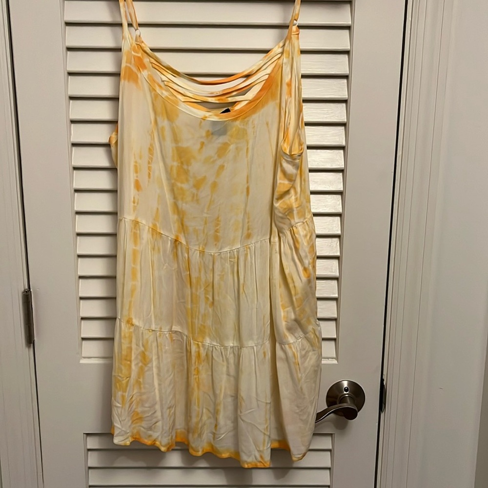 Torrid size 2 yellow die dyed strappy cami